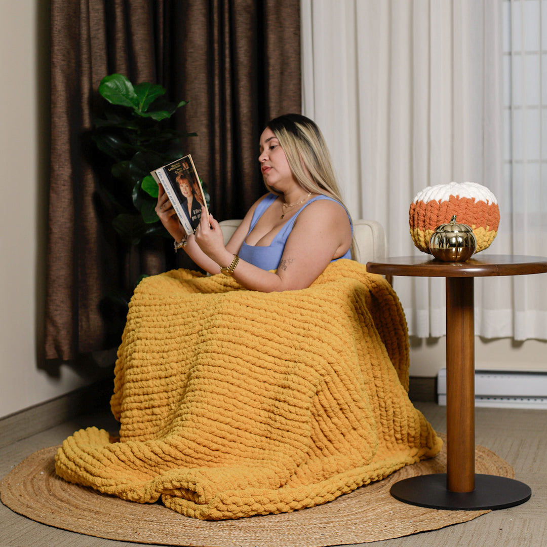 “Basic Pattern” Blanket – Hand-knitted without needles